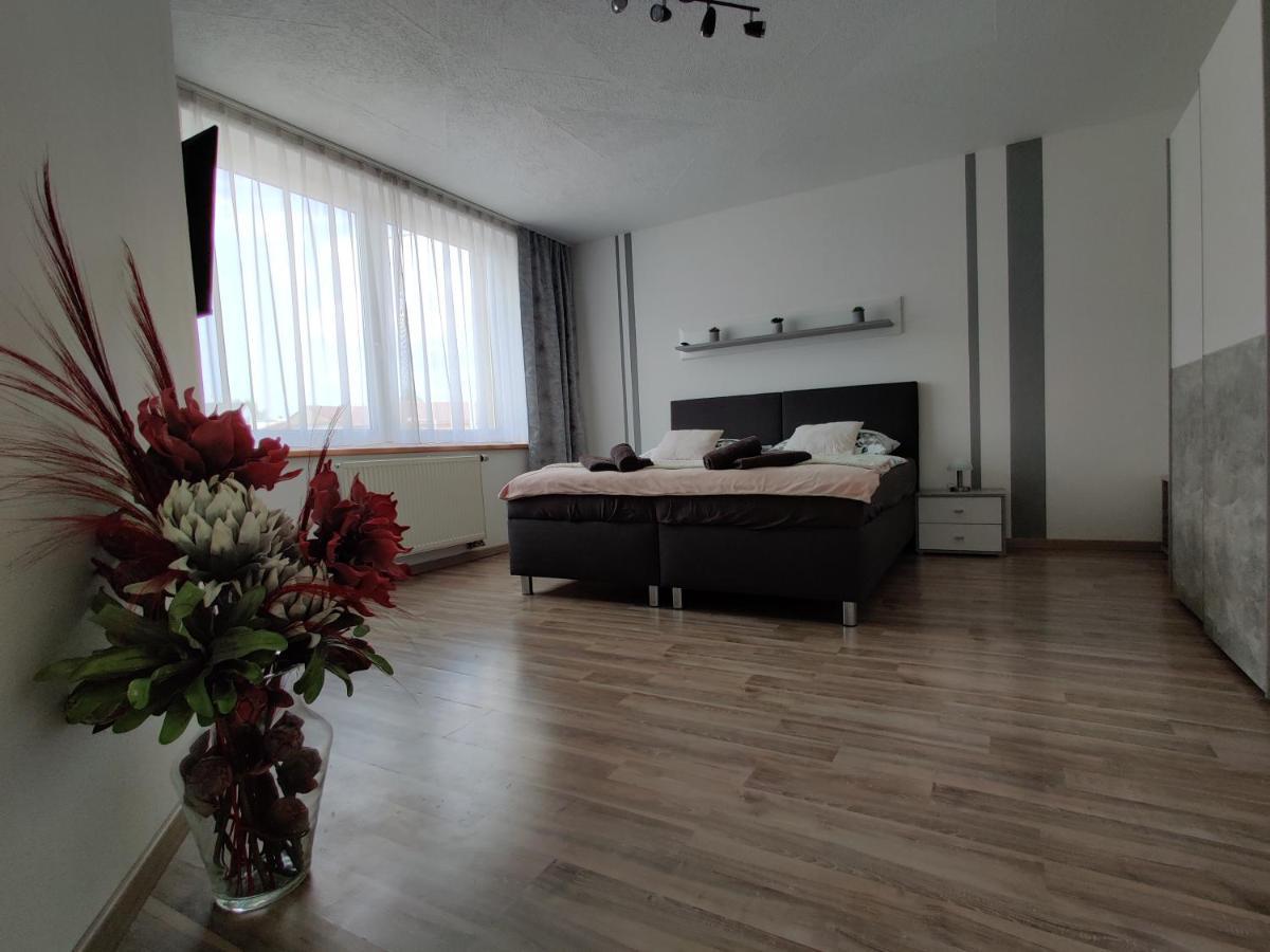 Apartmany V Nasem Olomouc Ngoại thất bức ảnh